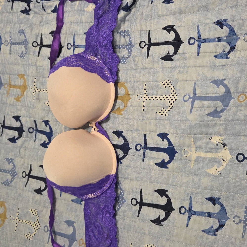 Victoria's Secret Purple and Cream Lace Bra
